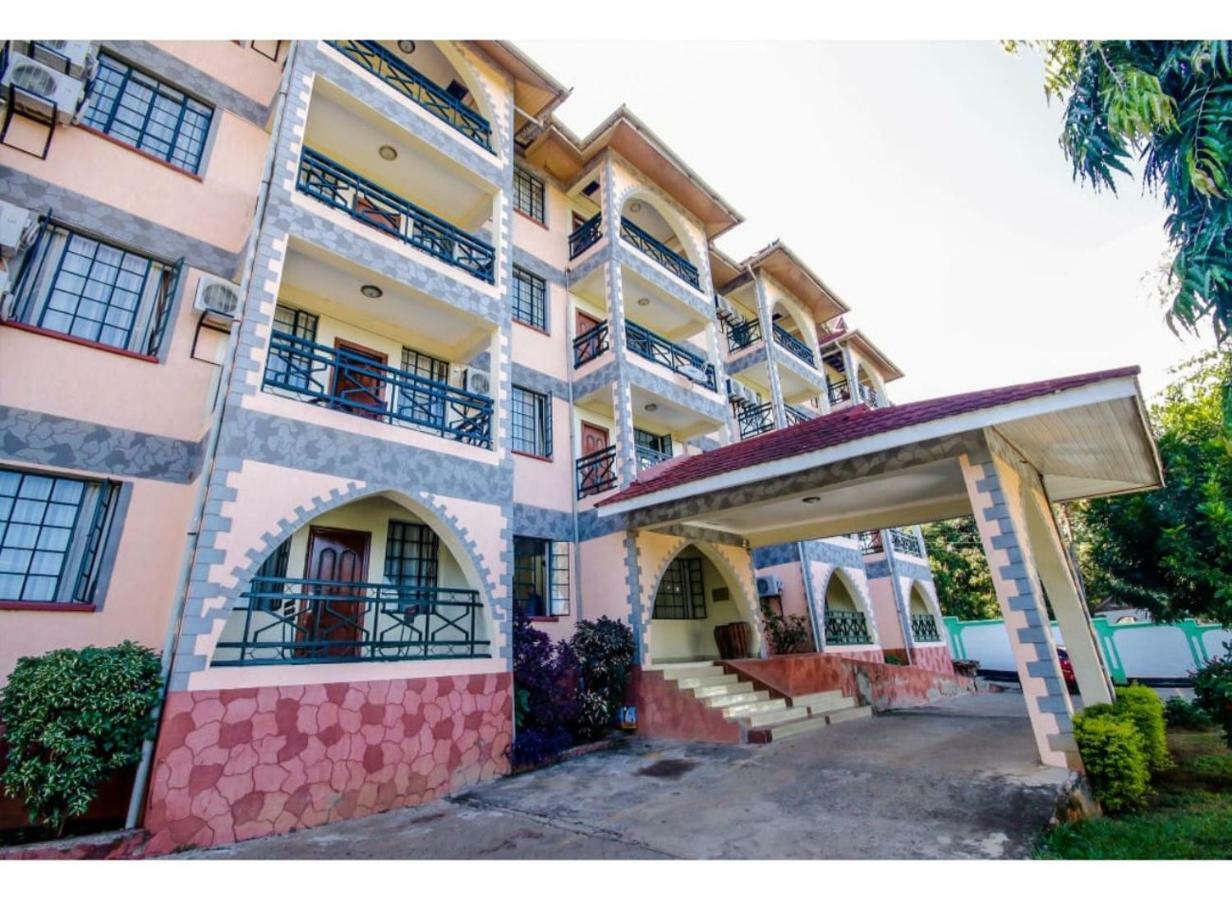 Parkview Safari Hotel And Apartments Кісуму Екстер'єр фото